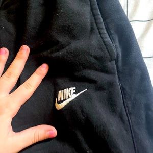 black nike sweatpants